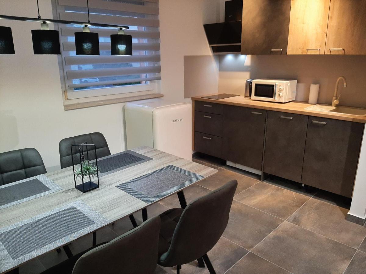 Qr Apartment For Family, Couples, And Friends Stay In Риека Экстерьер фото